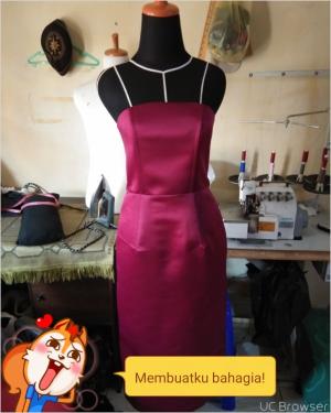 Owner bustier azzni butik - Gaun pesta